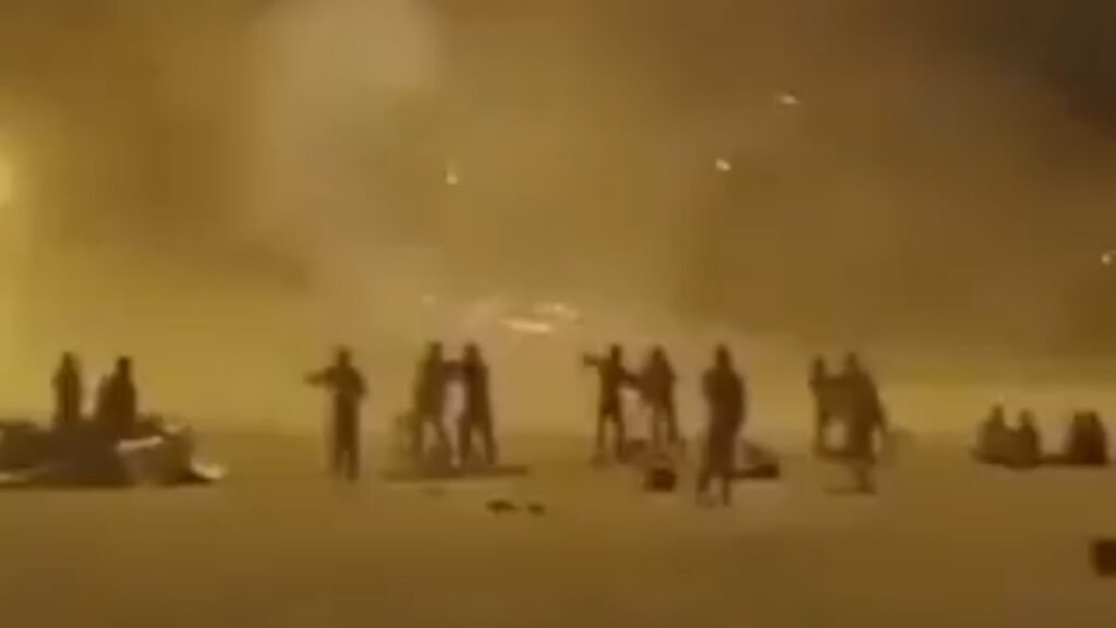 भारत-कर-रहा-था-लाहौर-कराची-पर-पलटवार,-उधर-क्वेटा-में-हथियारबंद-लोगों-ने-pak-आर्मी-कैंप-पर-कर-दी-बमबार